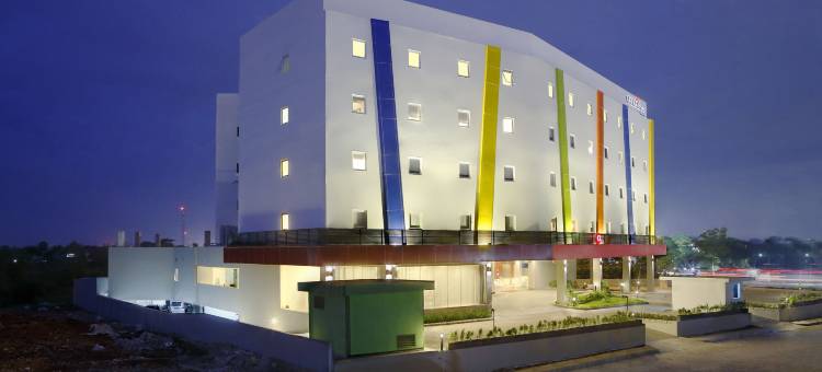 加拉璜艾玛利斯酒店(Amaris Hotel Karawang)图片
