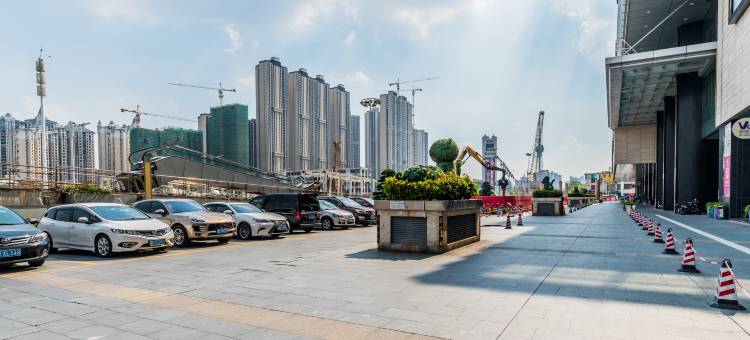 寓米公寓(佛山季华六路地铁站店)图片