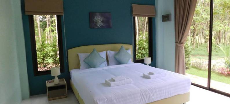 司隶纳帕普吉岛度假村(Phuket Sirinapha Resort)图片