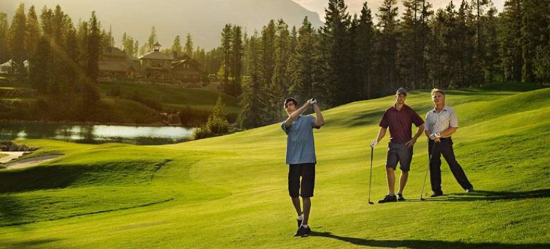 卡纳纳斯基思越水度假村(Crosswaters Resort at Kananaskis)图片