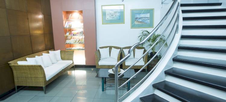 港大酒店(Harbor Town Hotel)图片