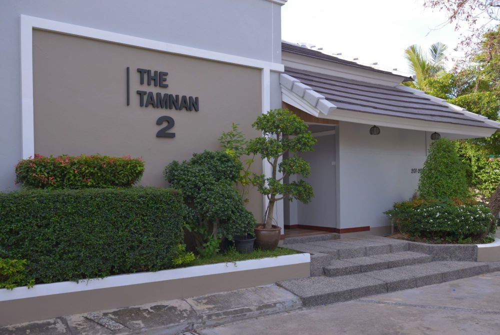 The Tamnan Pattaya Hotel & Resort Over view