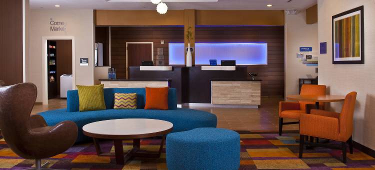 休斯顿霍比机场万豪万枫酒店(Fairfield Inn & Suites Houston Hobby Airport)图片