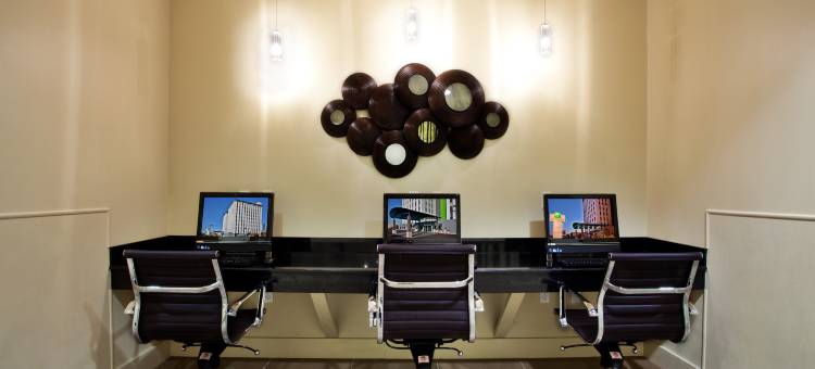 Holiday Inn 梅泰里新奥尔良机场(Holiday Inn Metairie New Orleans)图片