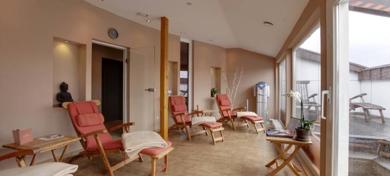 宾茨斯塔德酒店(Strandhotel Binz)图片