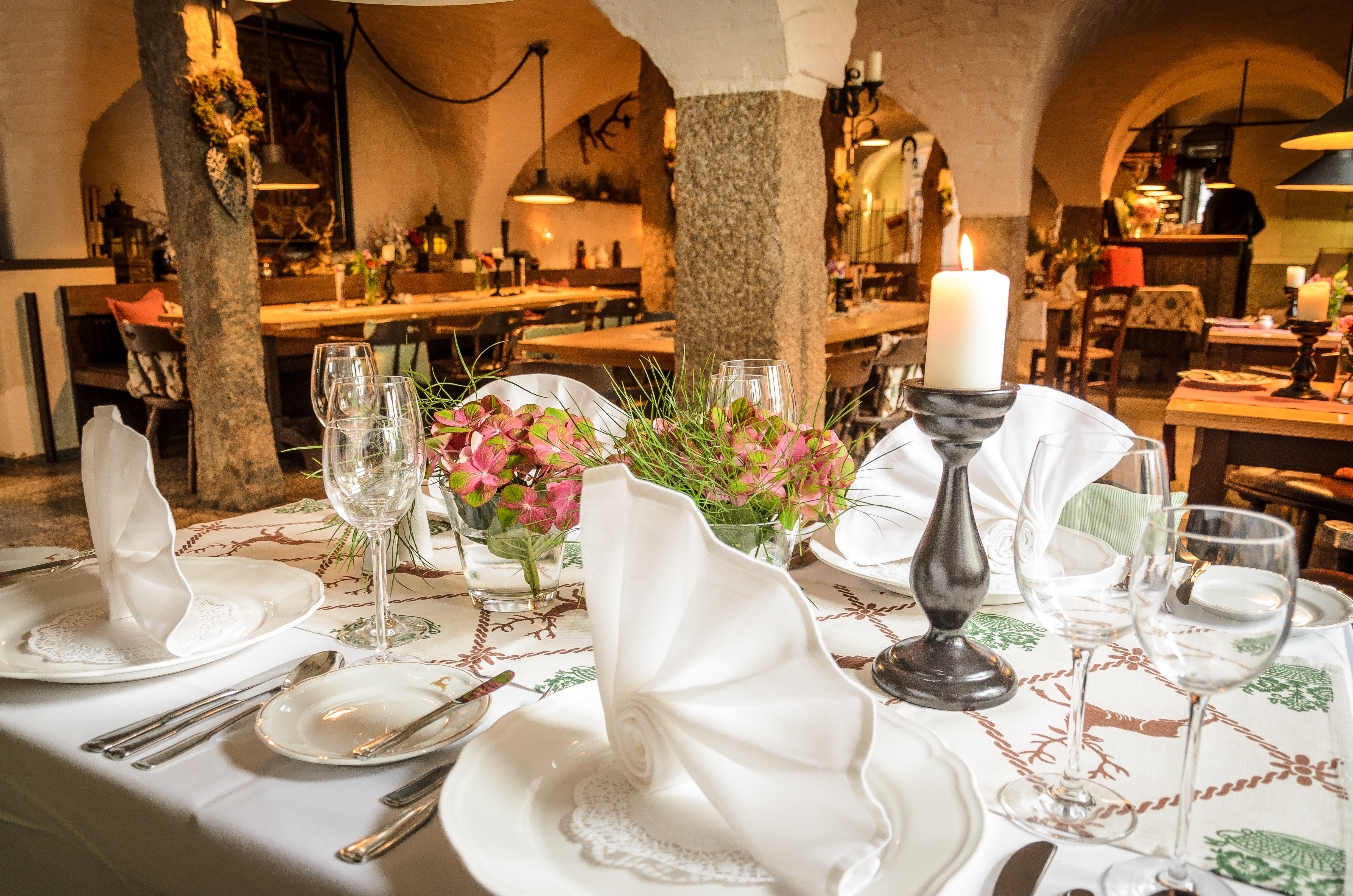 Akzent Hotel Goldner Hirsch Over view