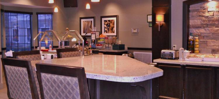 Staybridge Suites 哥伦布机场(Staybridge Suites Columbus-Airport)图片