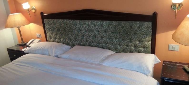 Husa Pyramids Hotel图片