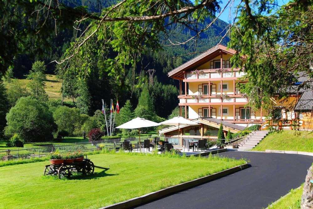 Hotel Foresta Over view