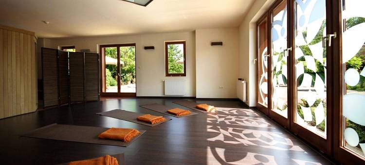 胡拉姆别墅住宿加早餐旅舍(Hullám Villa B&B)图片