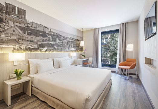 Exe Liberdade Hotel Overview