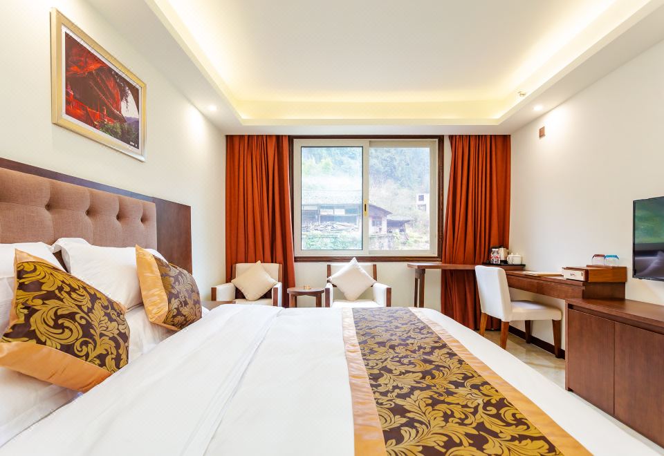 Danxia Valley Hotel Hotel Overview