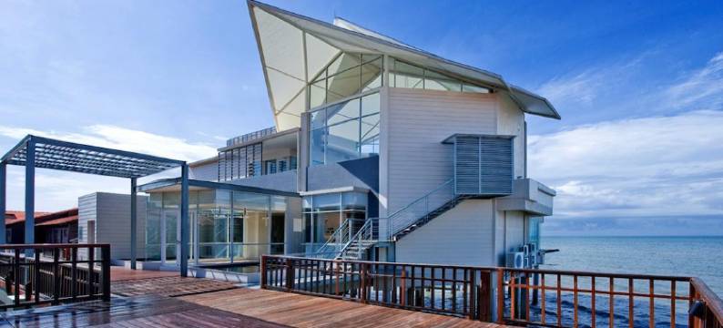 雅维林海中天酒店(Avillion Port Dickson)图片