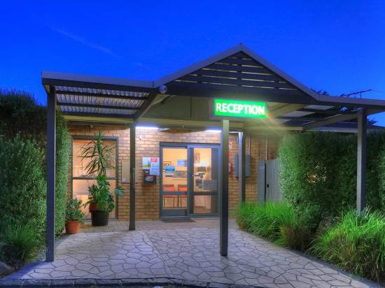 墨爾本機場旅遊村酒店