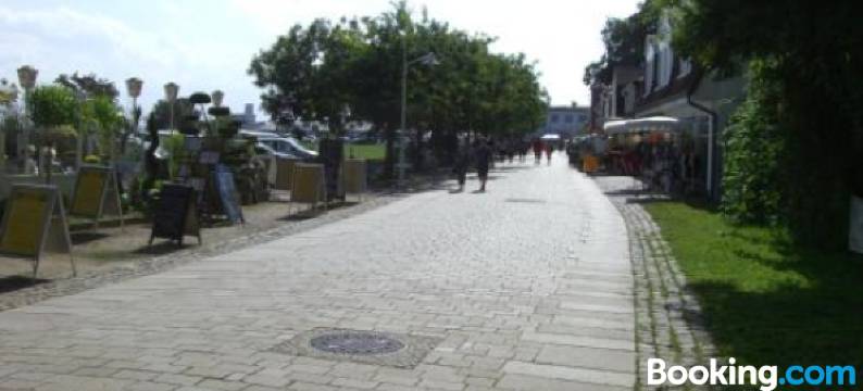 祖尔奥特萨斯尼茨公寓别墅(Apartment Villa Zur Altstadt Sassnitz)图片