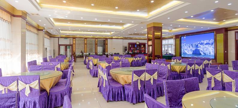 西乡金山大酒店图片