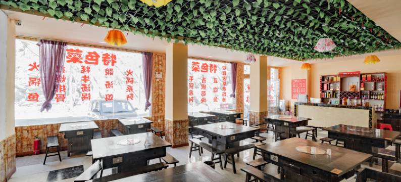 丹巴一梦酒店(吉美广场店)图片