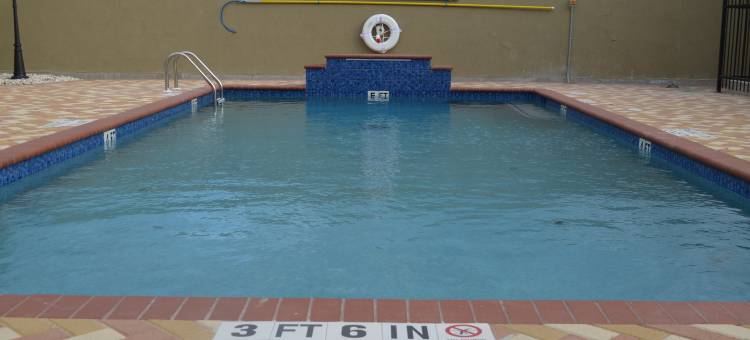 Candlewood Suites 哈灵根(Candlewood Suites Harlingen)图片