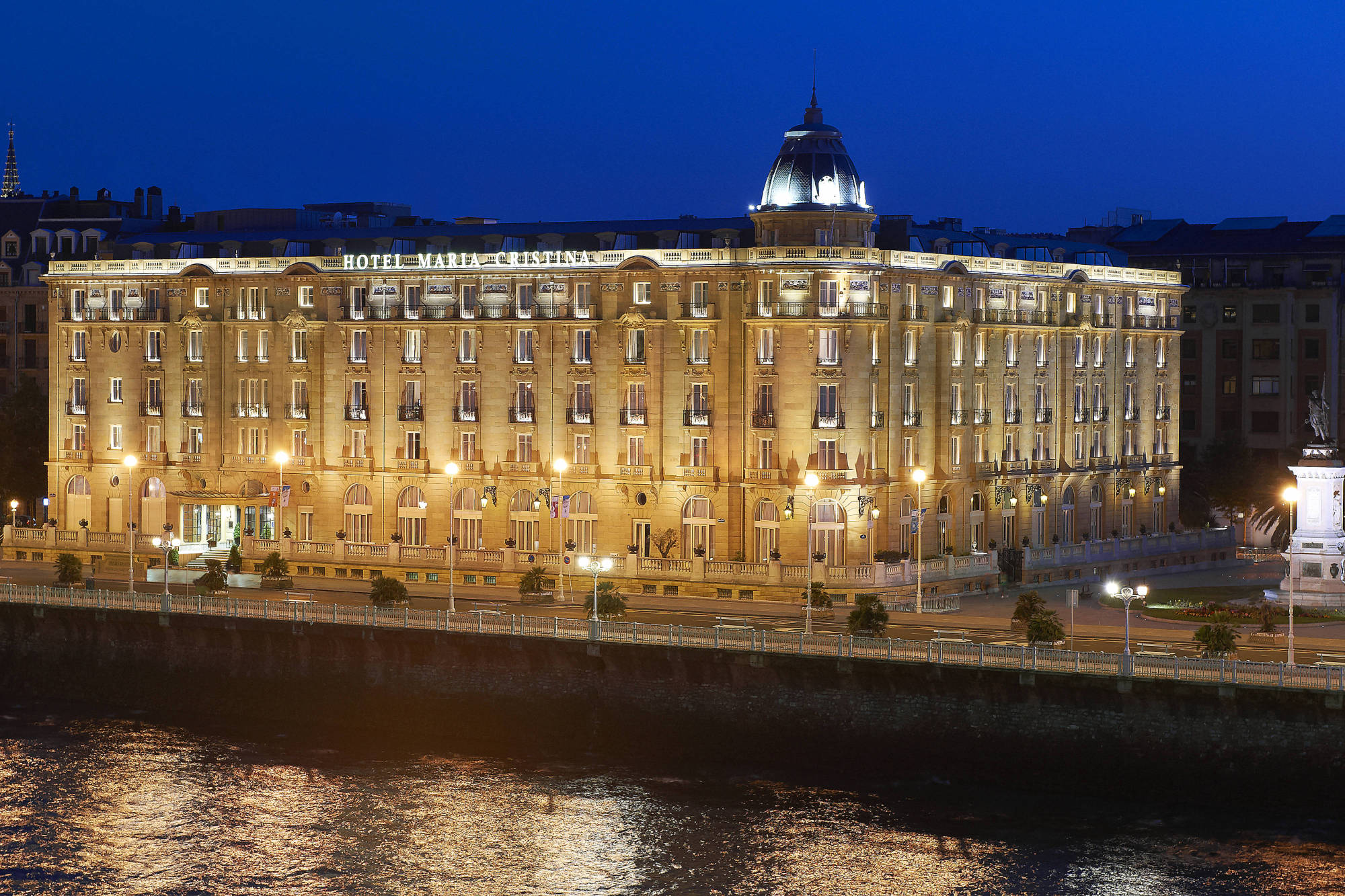 Hotel Maria Cristina, a Luxury Collection Hotel, San Sebastian Over view