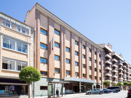 埃克斯瑞纳伊莎贝尔酒店