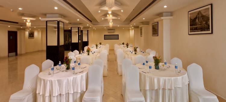 红狐由柠檬树酒店，阿尔瓦尔(Red Fox by Lemon Tree Hotels, Alwar)图片