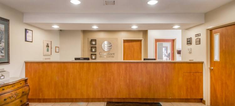 美国中区工业园区凯艺套房酒店(Quality Inn & Suites MidAmerica Industrial Park Area)图片