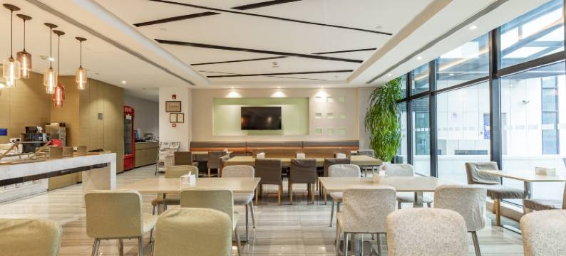 上海共康智选假日酒店图片