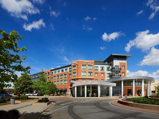 芒特普罗佩特欢朋套房酒店