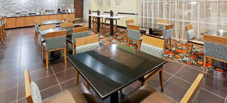 塔尔萨卡托萨拉昆塔温德姆套房酒店(La Quinta Inn & Suites by Wyndham Tulsa - Catoosa Route 66)图片