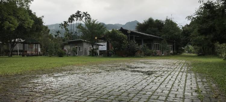 水中月民宿露营渡假村图片