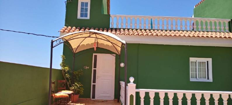 劳罗塔瓦美丽海景 2 居私人度假屋 - 附阳台 - 近海滩(House with 2 Bedrooms in La Orotava, with Wonderful Sea View and Terrace Near the Beach)图片