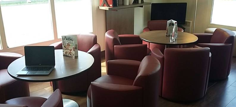 瑟克林里尔南部康铂酒店(Campanile Lille Sud - Seclin)图片