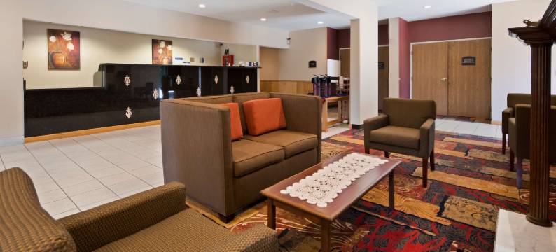 索格塔克广场贝斯特韦斯特酒店(Best Western Plaza Hotel Saugatuck)图片