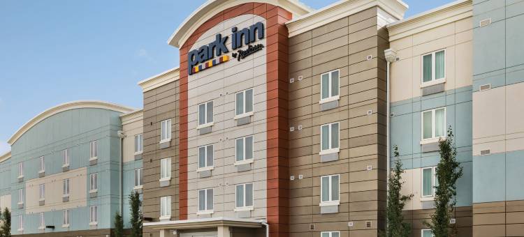卡尔加里机场北雷迪森公园酒店(Park Inn by Radisson, Calgary Airport North, AB)图片