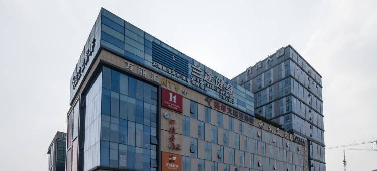 喜登云端酒店(成都武侯立交地铁站店)图片
