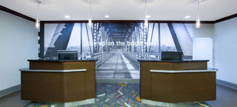 图珀洛拉昆塔温德姆套房酒店(La Quinta Inn & Suites by Wyndham Tupelo)图片