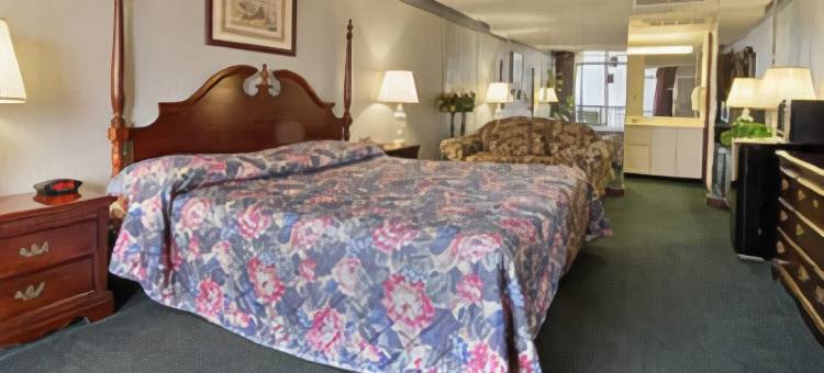 Super 8 by Wyndham Norman图片