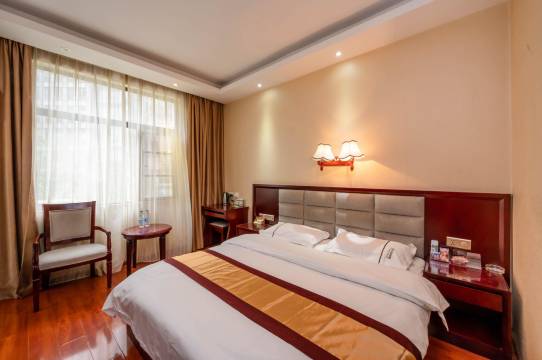 安宁仪丰商务酒店