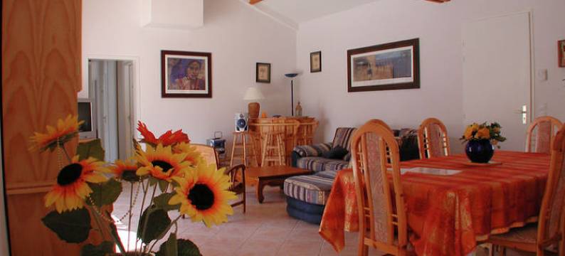 玛登瓦康斯鲁朵梦纳德文玛丽纳斯酒店(Madame Vacances le Domaine de Vertmarines)图片