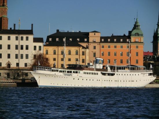 Malardrottningen Yacht Hotel And Restaurant Malardrottningen Yacht Hotel And Restaurant