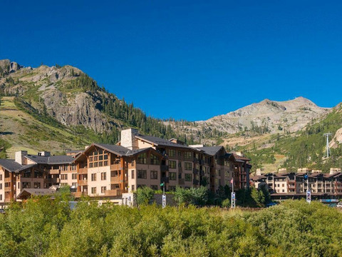 太浩帕利萨迪斯村度假酒店