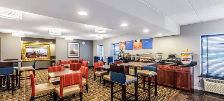 舒适酒店大急流城机场(Comfort Inn Grand Rapids Airport)图片