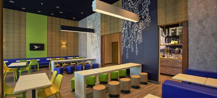 古尔冈区 50 号智选假日酒店(Holiday Inn Express Gurugram Sector 50)图片