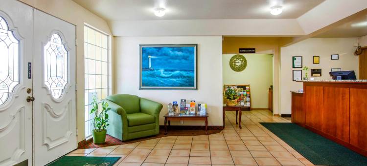 新月市红木海岸品质套房酒店(Quality Inn & Suites Crescent City Redwood Coast)图片