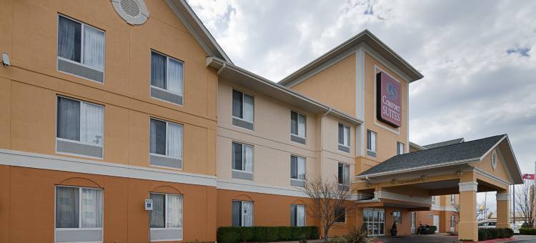 Springdale West I-49 品质酒店套房(Quality Suites Springdale West I-49)图片