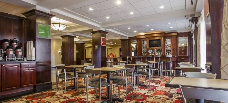 伍德布里奇舒适套房(Comfort Suites at Woodbridge)图片