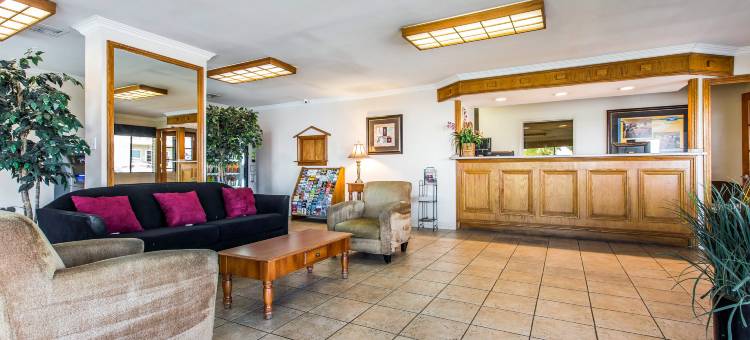 安大略米尔斯购物中心罗德威旅馆(Rodeway Inn Ontario Mills Mall)图片