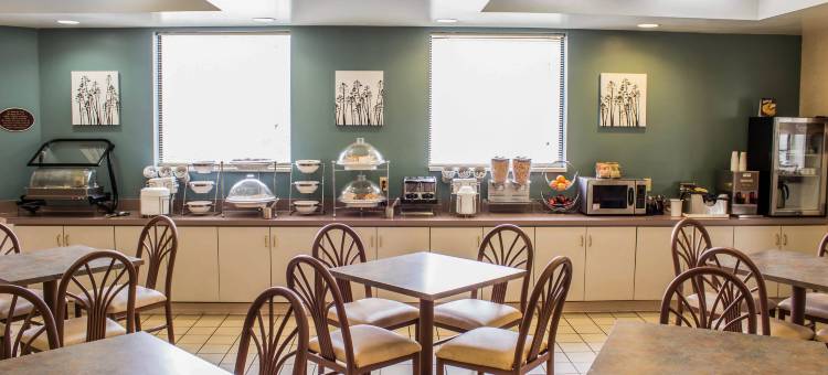 威克森林 - 罗利北凯隆波因特酒店(Clarion Pointe Wake Forest – Raleigh North)图片