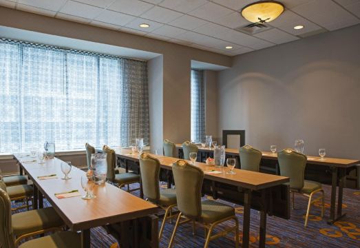 Courtyard New York Manhattan/Midtown East Hotel Overview