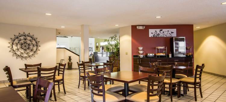 舒眠酒店佩勒姆橡树山(Sleep Inn Pelham Oak Mountain)图片